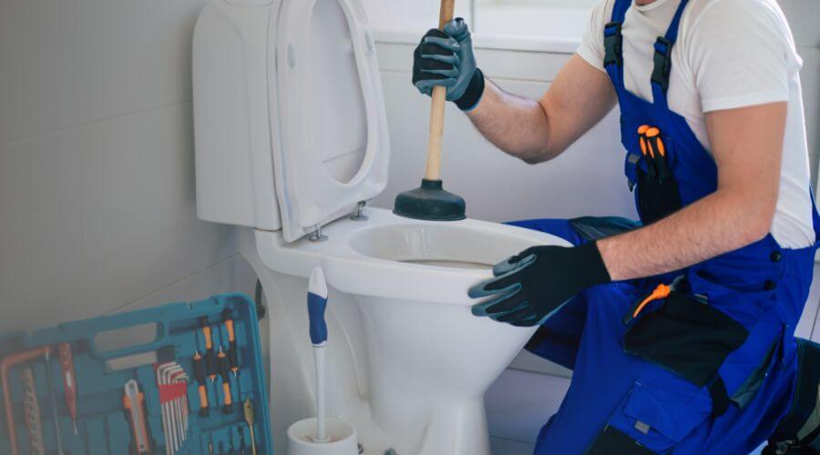 sewer line plumber in Greybull, WY